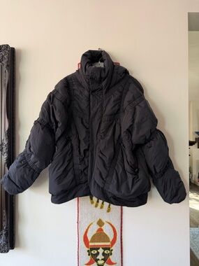 Stunning “Free People” Puffer Jacket NWOT